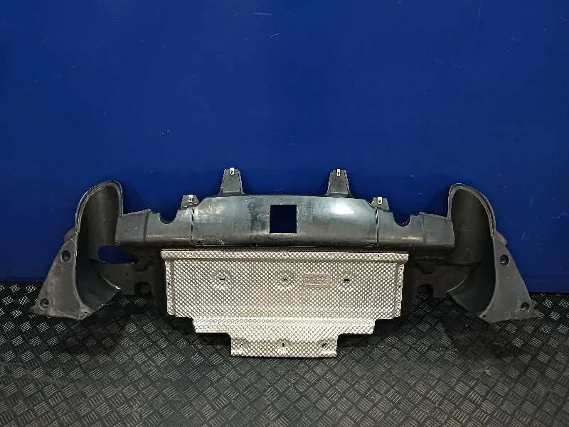 Faldon Trasero para Land Rover Discovery Sport