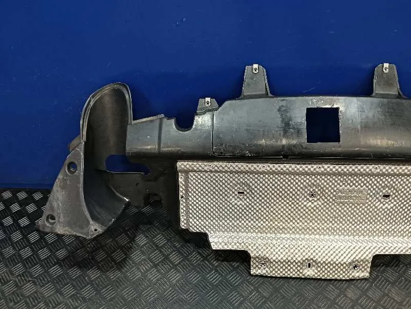 Faldon Trasero para Land Rover Discovery Sport