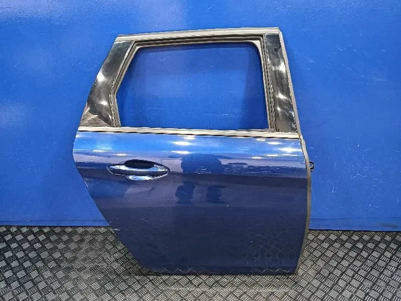 Puerta Trasera Derecha para Peugeot 308 Sw