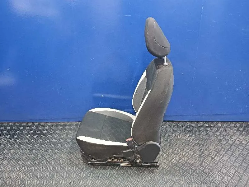 Asiento Delantero Derecho para Nissan Micra V (K14)