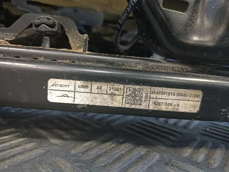 Asiento Delantero Derecho para Nissan Micra V (K14)