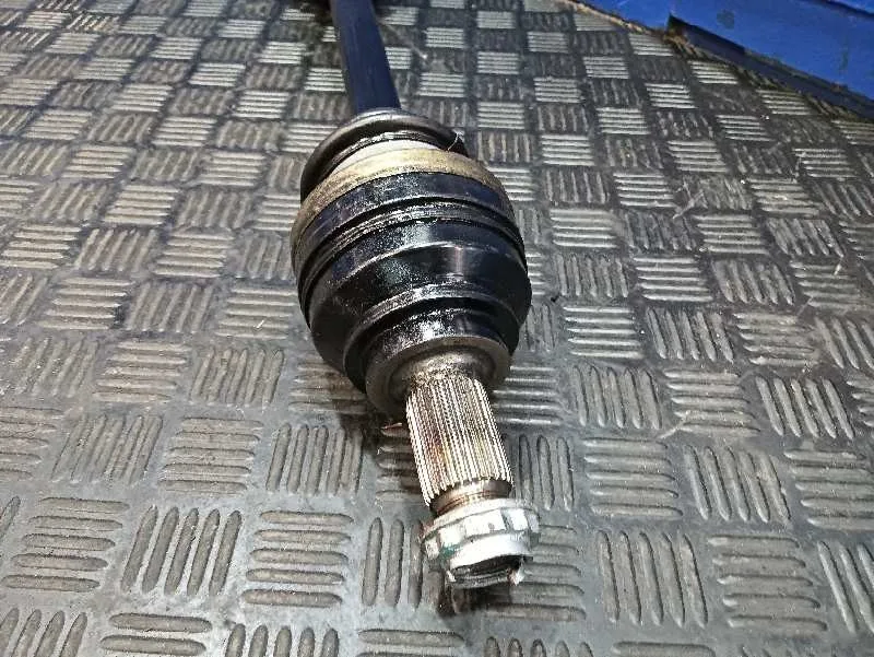 Transmision Trasera Derecha para Bmw X5 (E53)