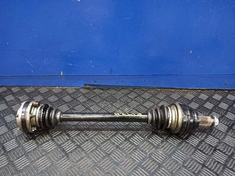 Transmision Trasera Izquierda para Bmw X5 (E53)
