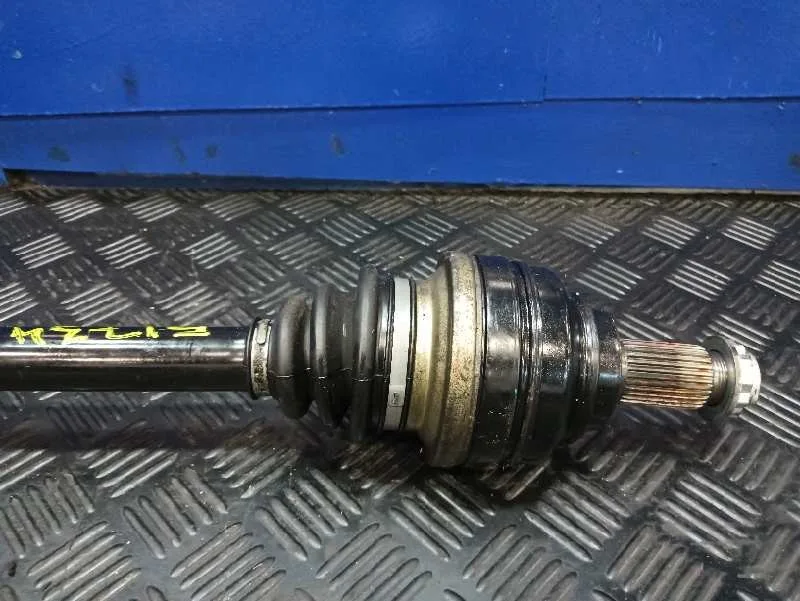 Transmision Trasera Izquierda para Bmw X5 (E53)