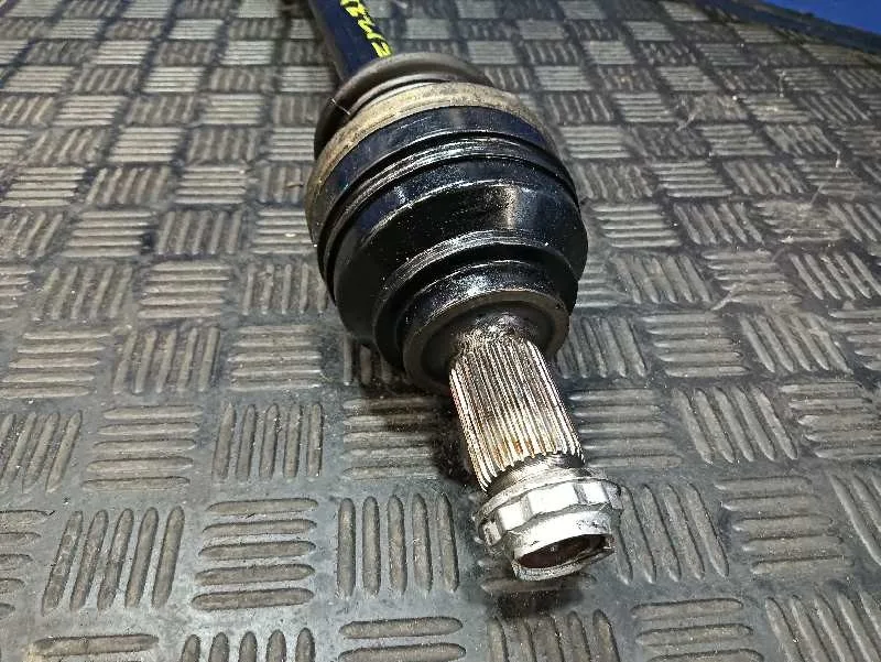 Transmision Trasera Izquierda para Bmw X5 (E53)
