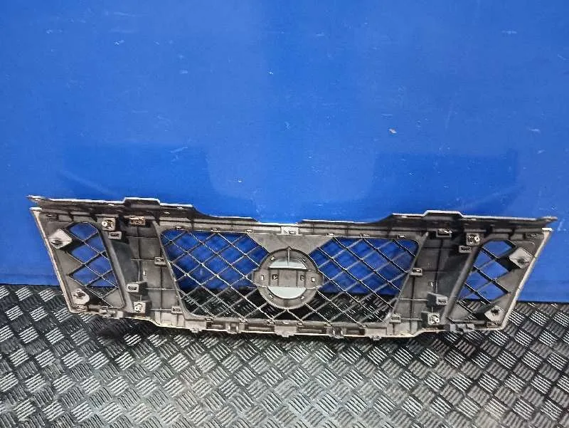 Rejilla Delantera para Nissan Pathfinder (R51)