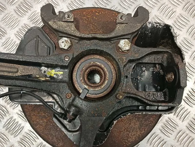 Mangueta Delantera Izquierda para Alfa Romeo 147 (190)