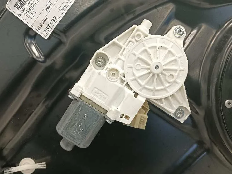 Elevalunas Delantero Izquierdo para Mercedes-Benz Clase M (W164)
