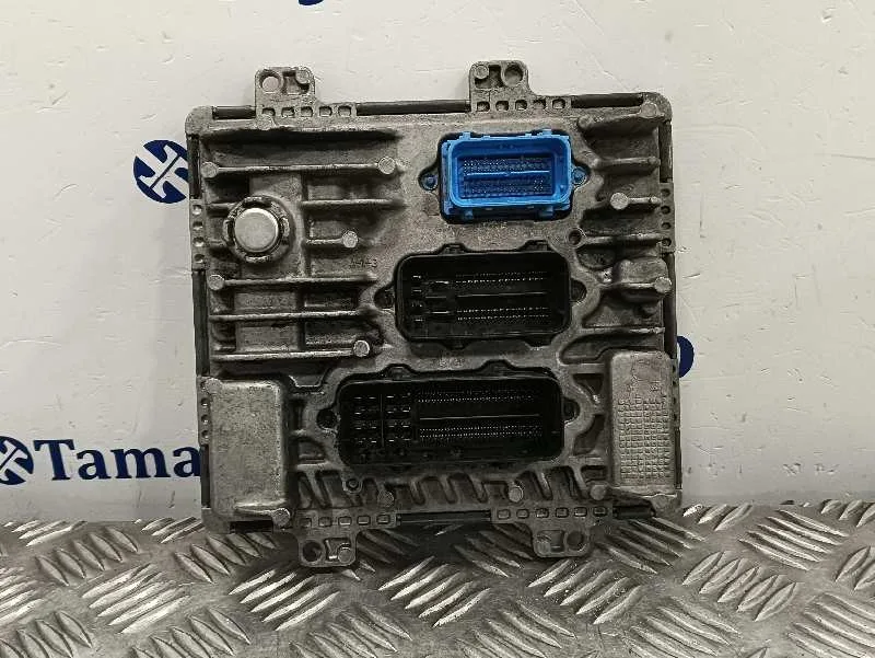 Centralita Motor Uce para Opel Corsa E
