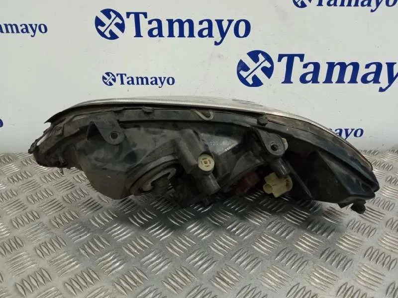Faro Derecho para Opel Zafira A