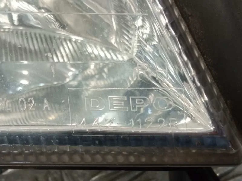 Faro Derecho para Opel Zafira A
