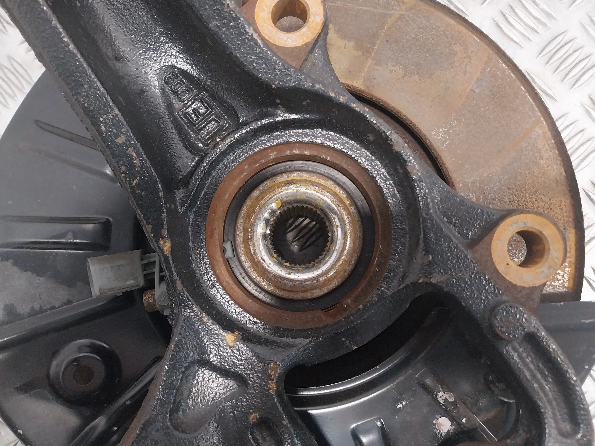 Mangueta Delantera Izquierda para Volkswagen Touareg (7L6)