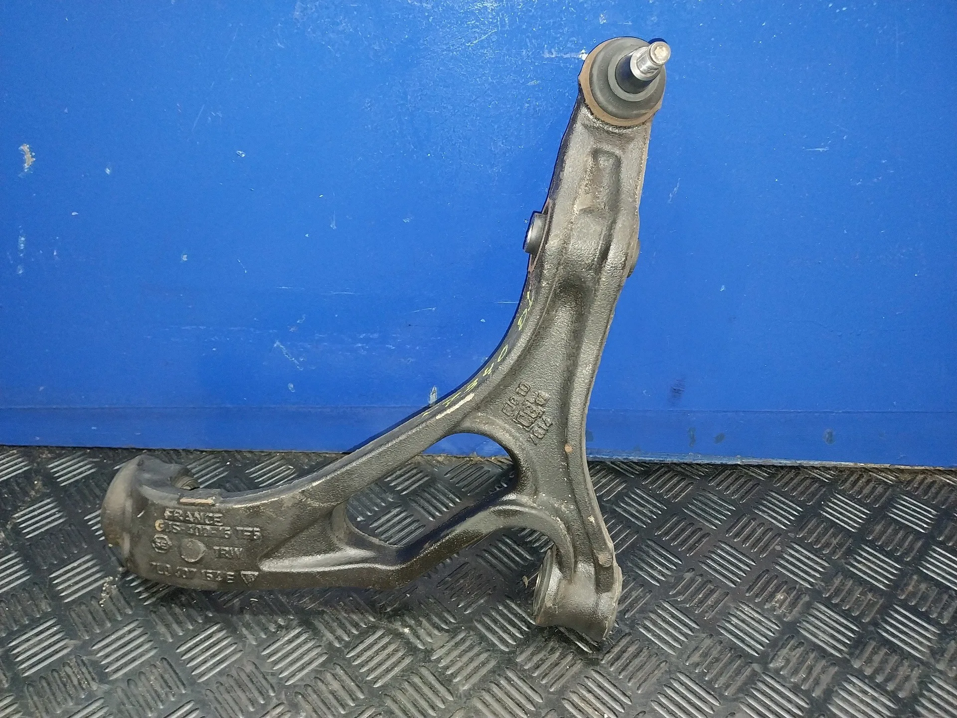Brazo Suspension Inferior Delantero Izquierdo para Volkswagen Touareg (7L6)