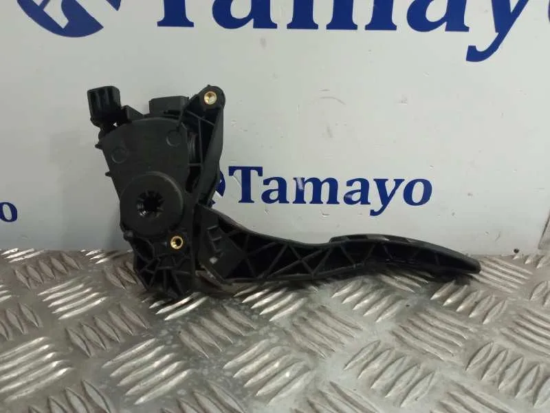 Pedal Acelerador para Nissan Micra V (K14)