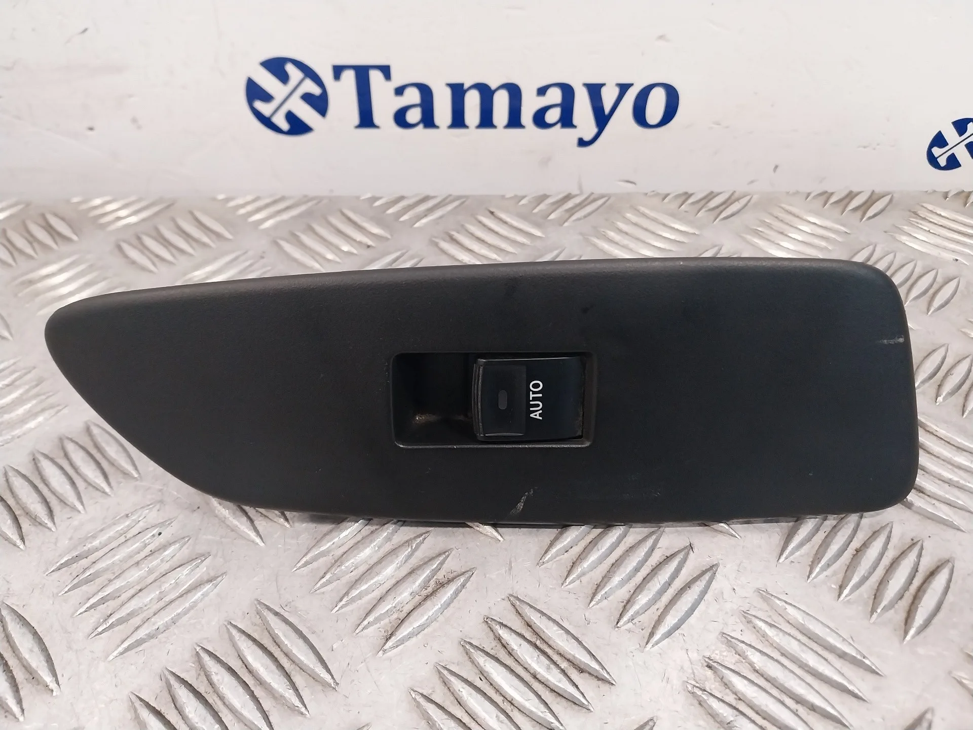Mando Elevalunas Delantero Derecho para Toyota Auris De150A