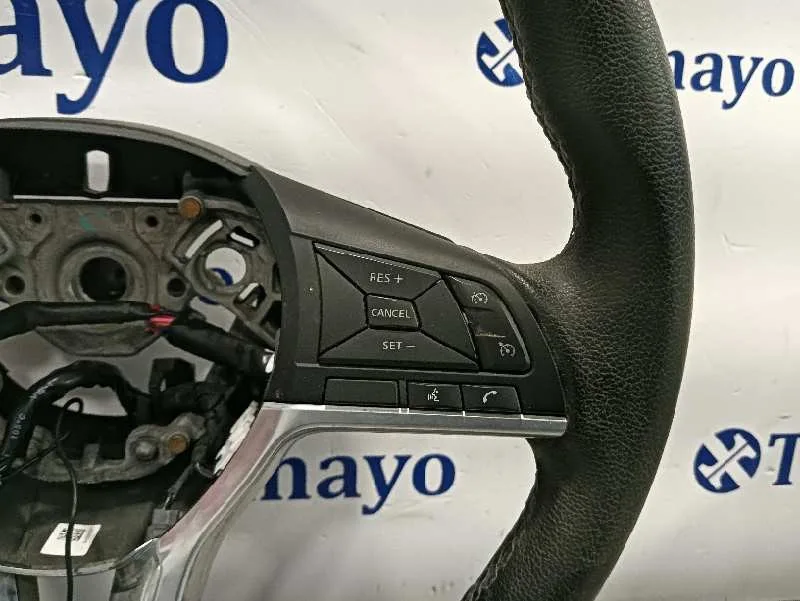 Volante para Nissan Micra V (K14)