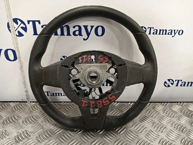 Volante para Nissan Micra V (K14)