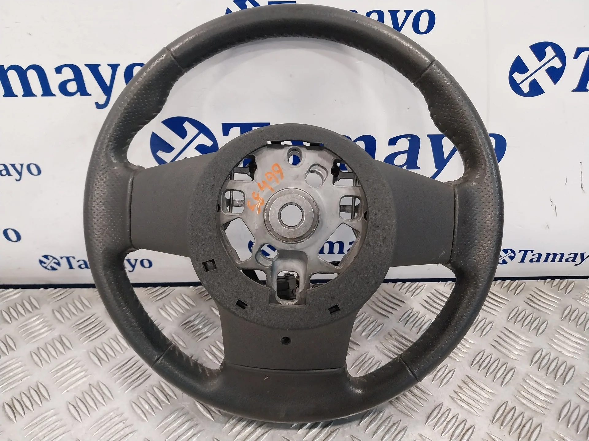 Volante para Nissan Pathfinder (R51)