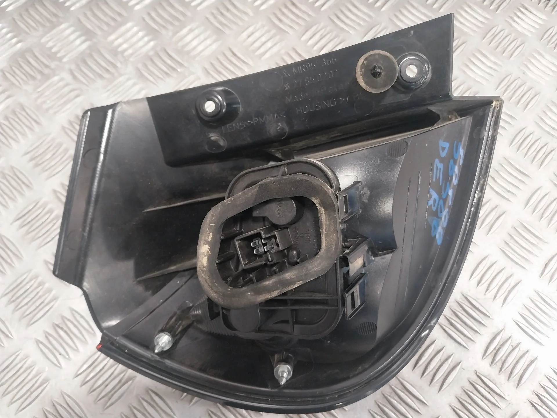 Piloto Trasero Derecho para Mitsubishi Colt Berlina 3 (Z30)