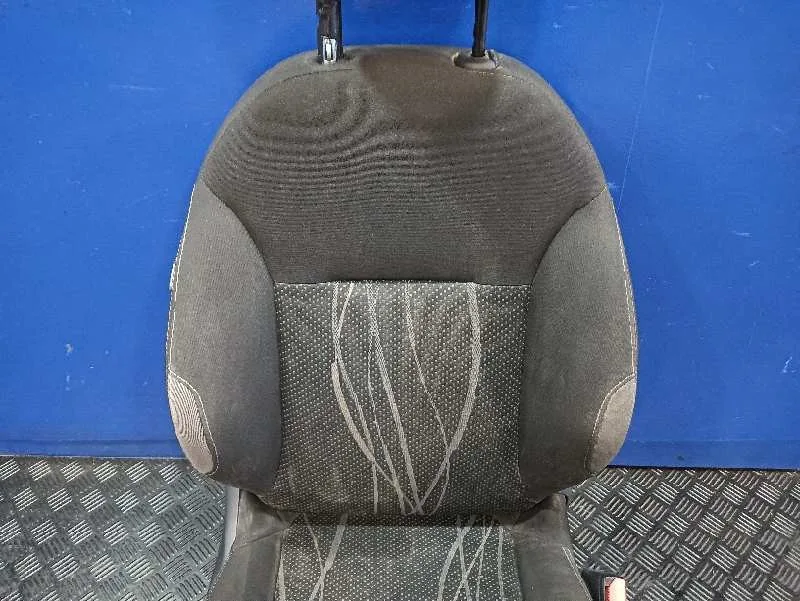 Asiento Delantero Derecho para Peugeot 208