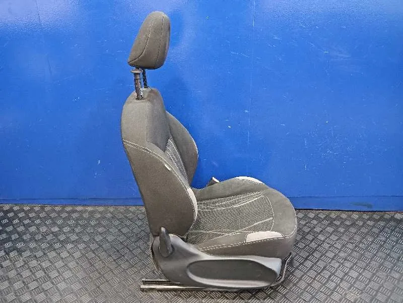 Asiento Delantero Derecho para Peugeot 208