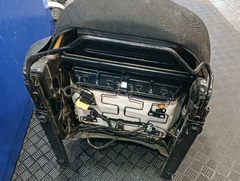 Asiento Delantero Derecho para Peugeot 208