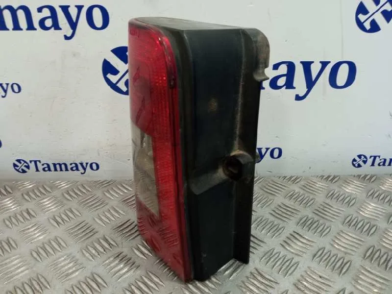 Piloto Trasero Izquierdo para Peugeot Partner (S2)