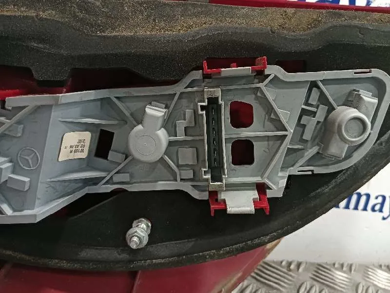Piloto Trasero Derecho para Mercedes-Benz Clase A (W169)