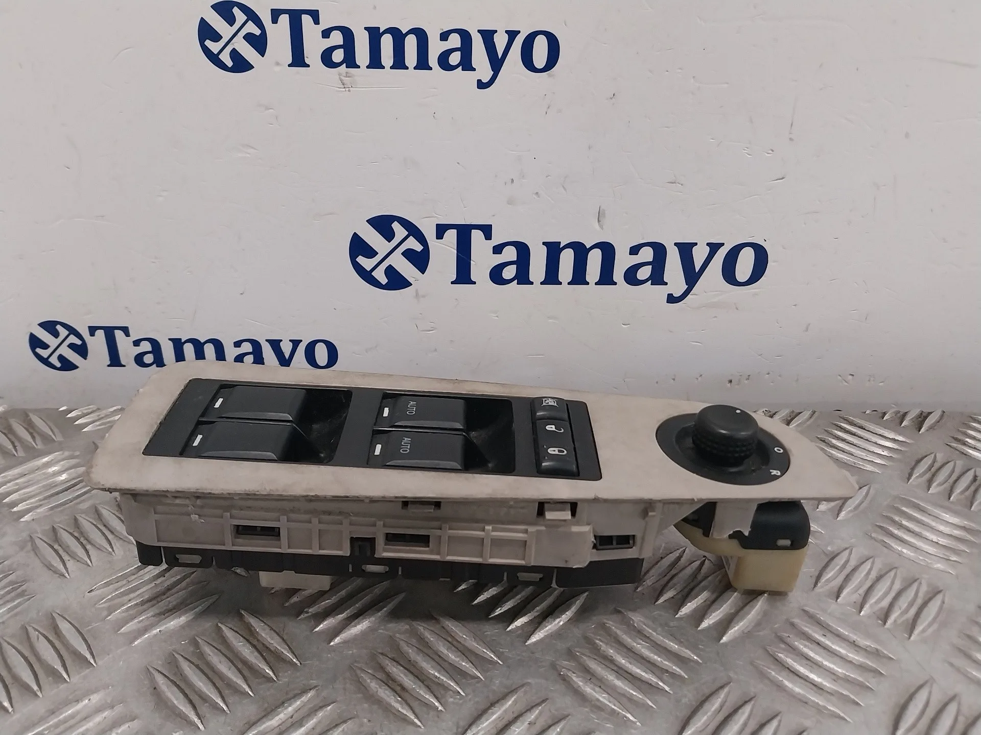 Mando Elevalunas Delantero Izquierdo para Chrysler 300 C