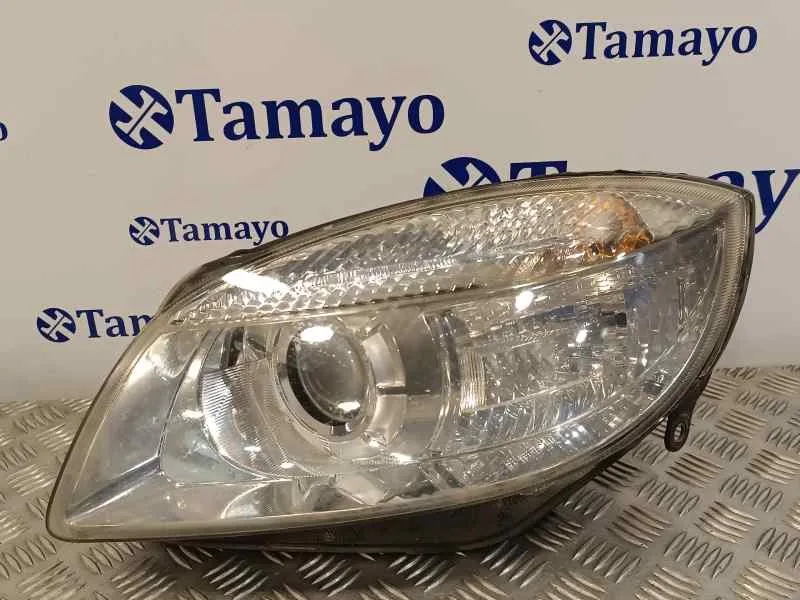 Faro Izquierdo para Skoda Roomster (5J7)