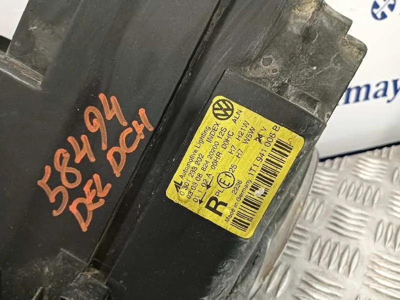 Faro Derecho para Volkswagen Touran (1T2)