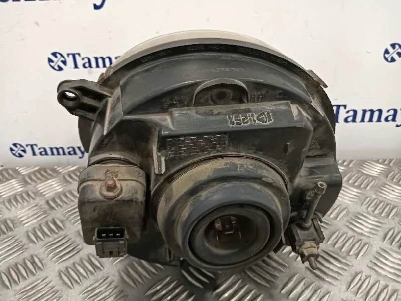 Faro Derecho para Chrysler Jeep Cherokee (Kj)