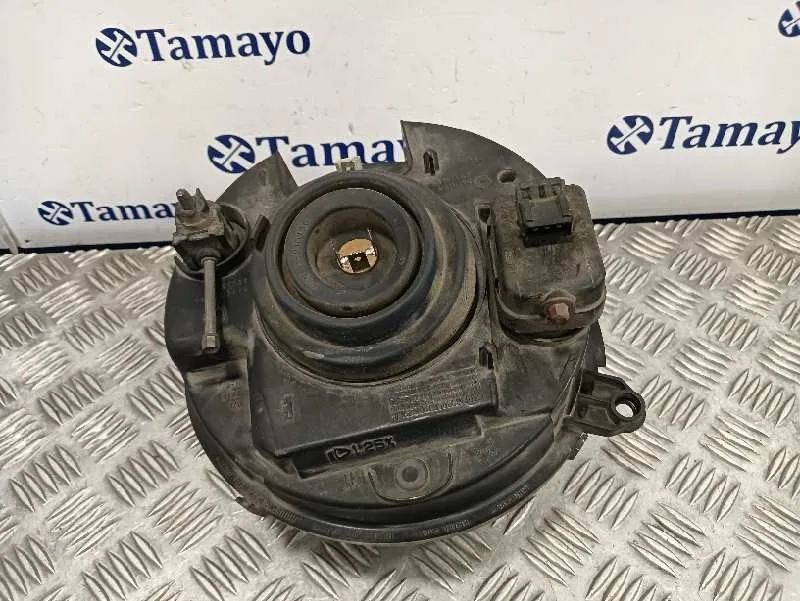 Faro Derecho para Chrysler Jeep Cherokee (Kj)