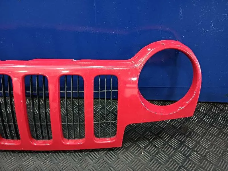 Rejilla Delantera para Chrysler Jeep Cherokee (Kj)