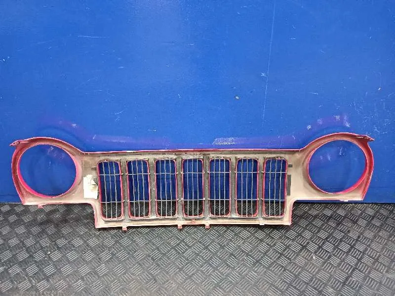 Rejilla Delantera para Chrysler Jeep Cherokee (Kj)