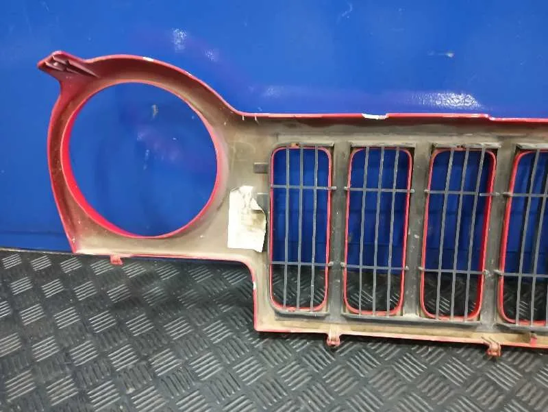 Rejilla Delantera para Chrysler Jeep Cherokee (Kj)