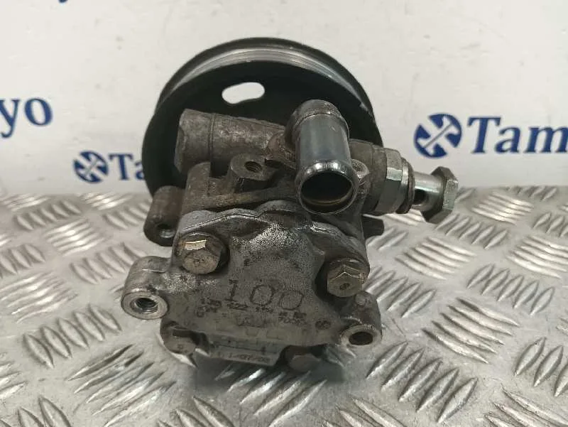 Bomba Direccion para Seat Leon (1M1)