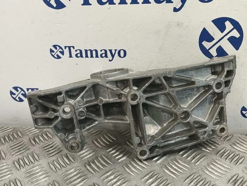 Soporte Alternador para Volkswagen Polo (9N1)