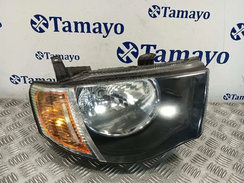 Faro Derecho para Mitsubishi L 200 (Ka0/Kb0)