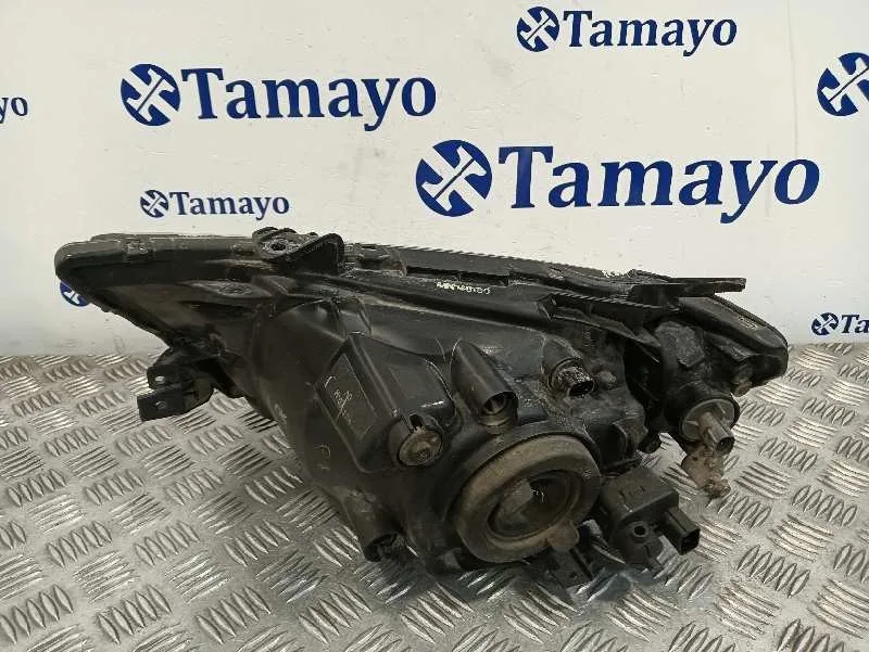 Faro Derecho para Mitsubishi L 200 (Ka0/Kb0)