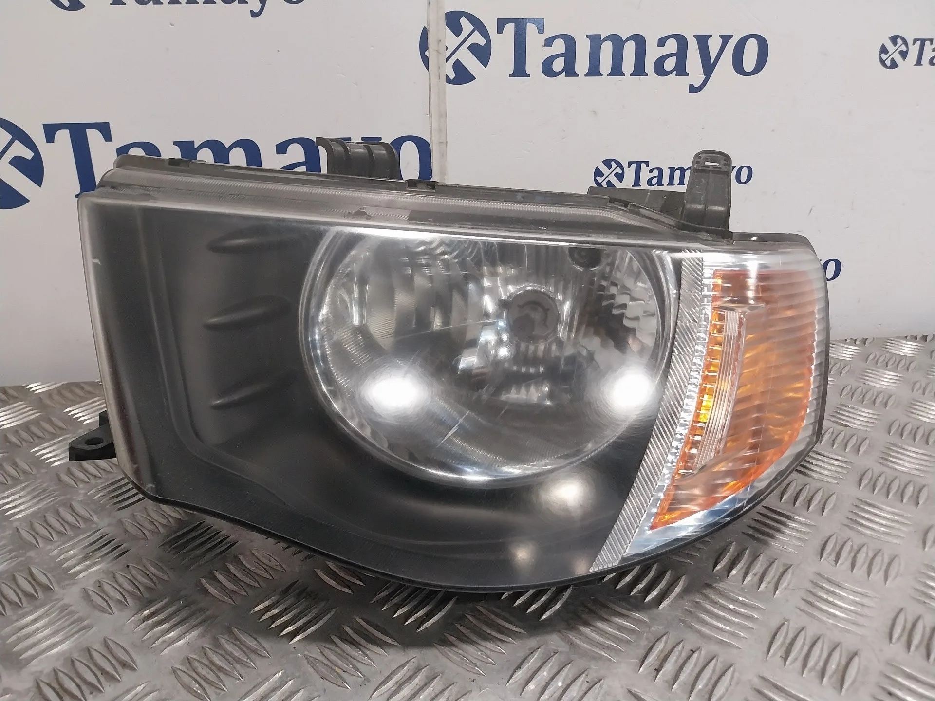 Faro Izquierdo para Mitsubishi L 200 (Ka0/Kb0)