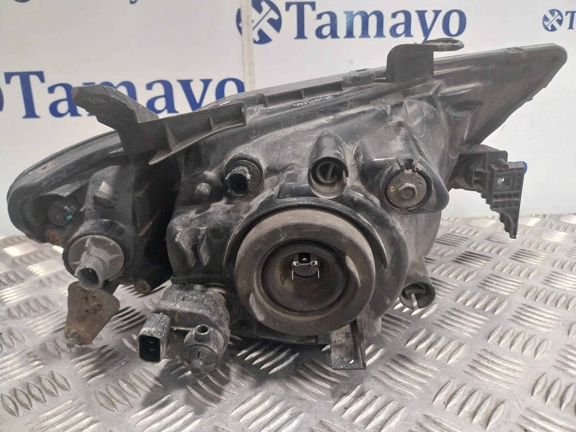 Faro Izquierdo para Mitsubishi L 200 (Ka0/Kb0)