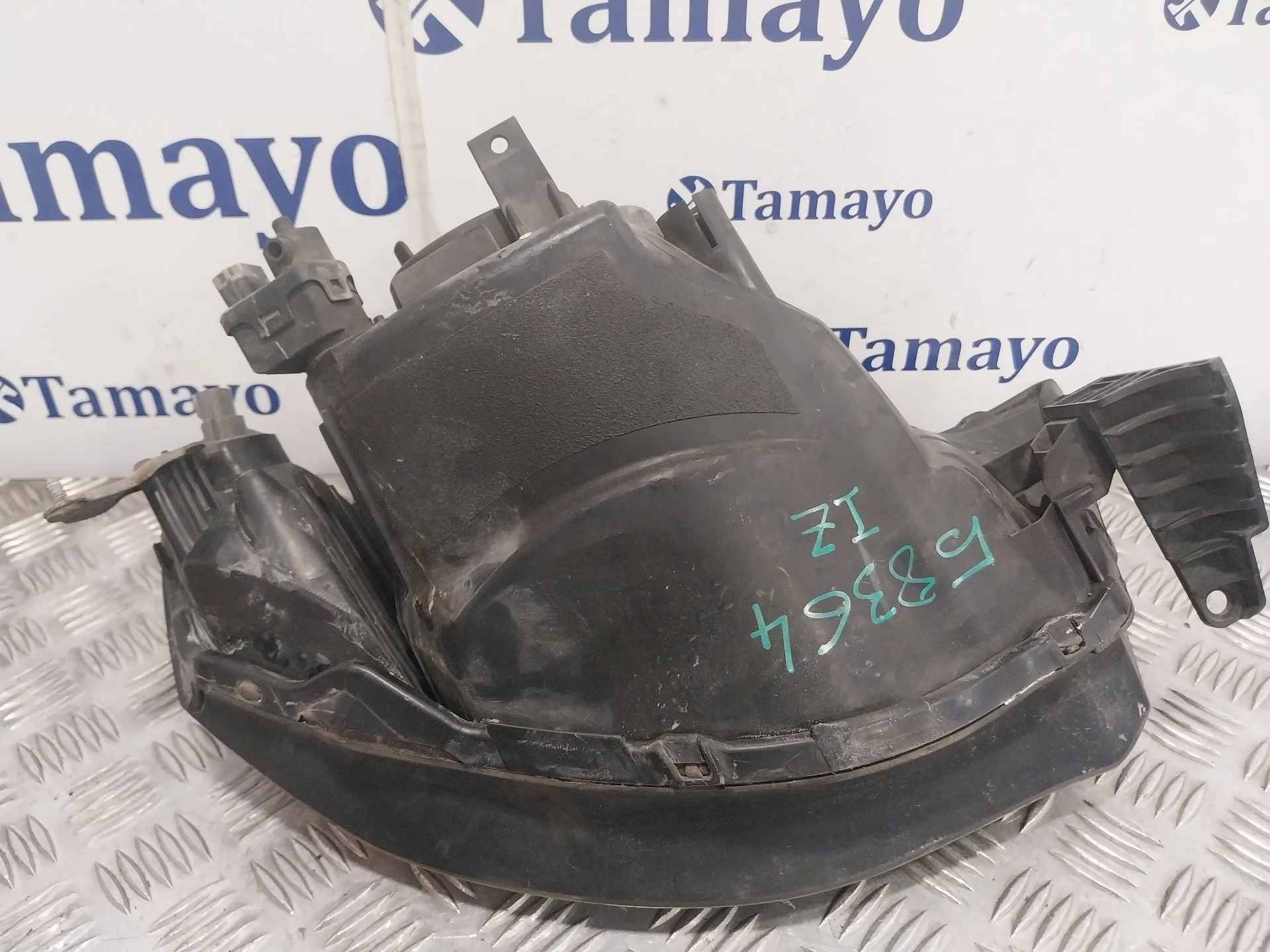 Faro Izquierdo para Mitsubishi L 200 (Ka0/Kb0)