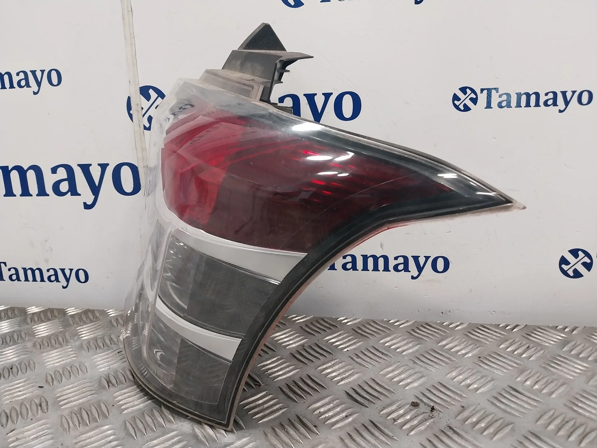 Piloto Trasero Derecho para Toyota Iq
