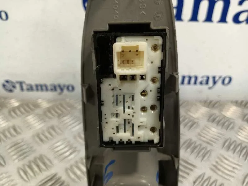 Elevalunas Delantero Derecho para Toyota Iq