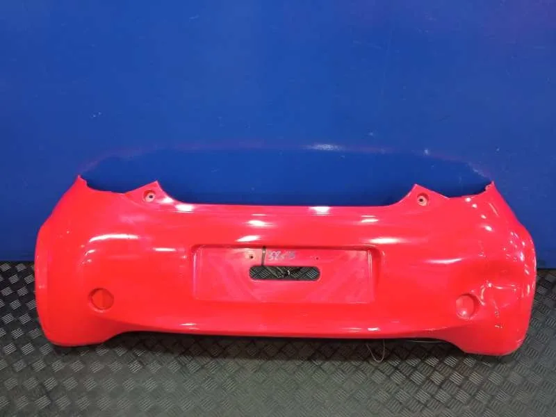 Paragolpes Trasero para Toyota Iq