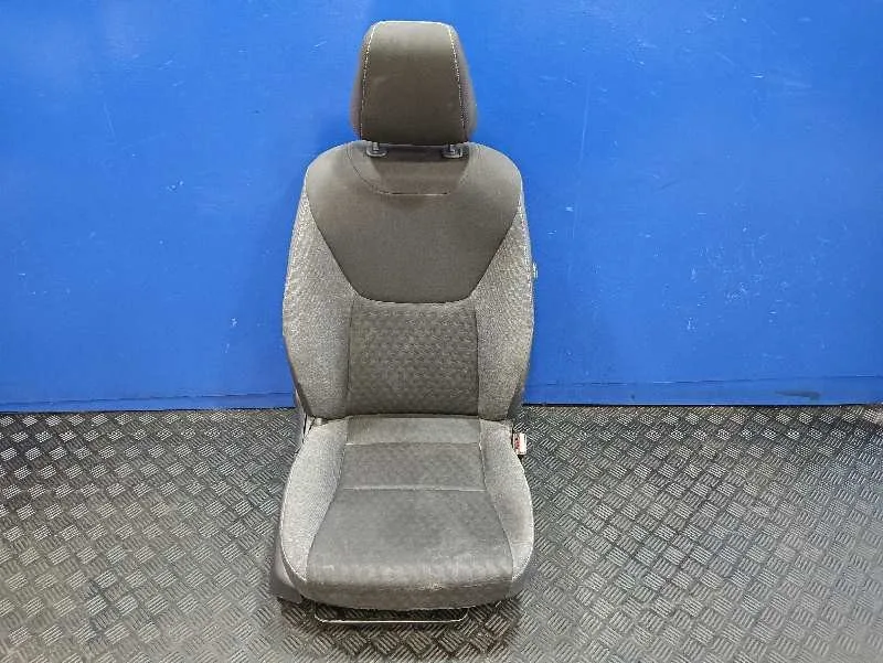 Asiento Delantero Derecho para Toyota Yaris (Xpa1F/Mxph11/Chxnbw)
