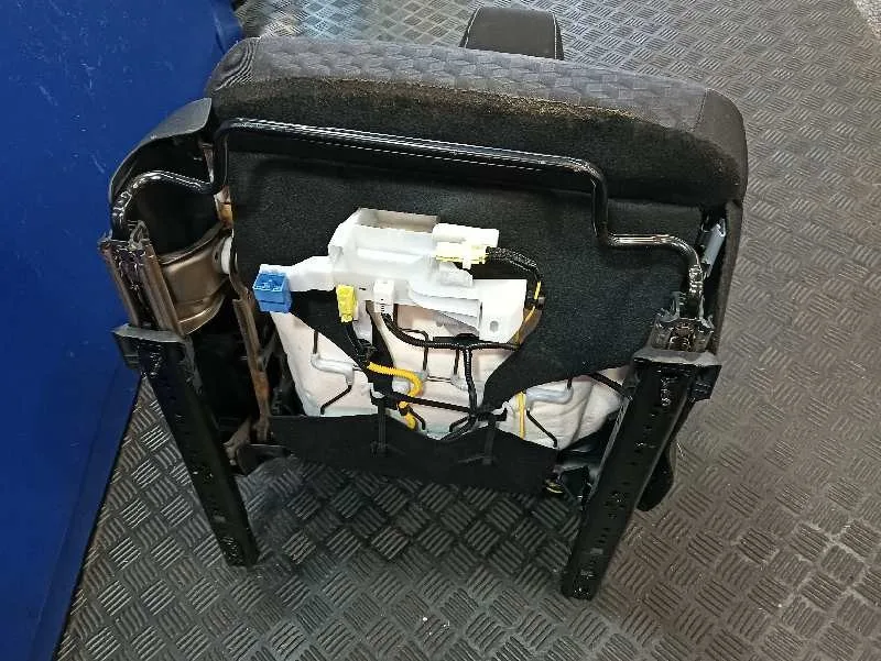 Asiento Delantero Derecho para Toyota Yaris (Xpa1F/Mxph11/Chxnbw)