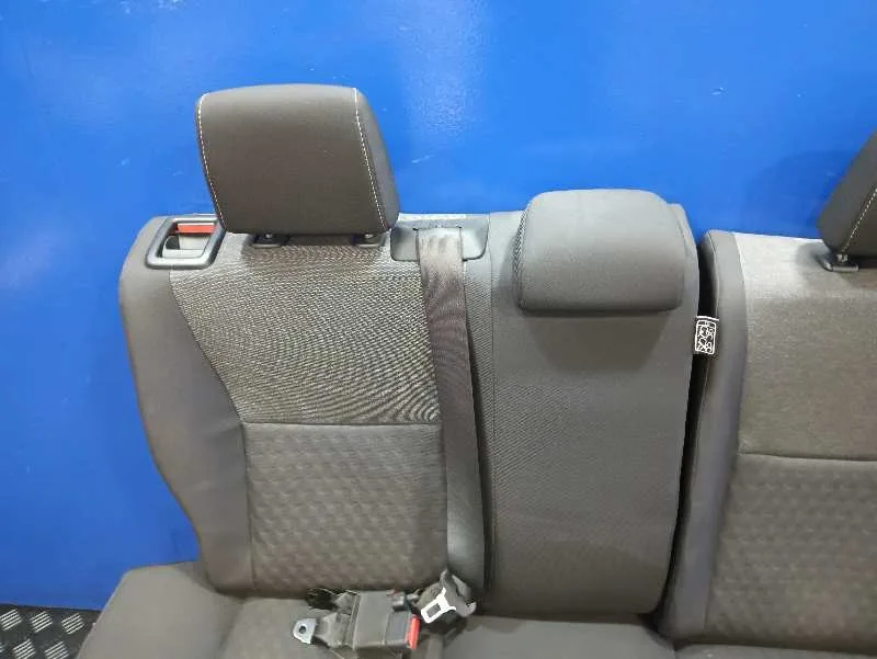 Asientos Traseros para Toyota Yaris (Xpa1F/Mxph11/Chxnbw)