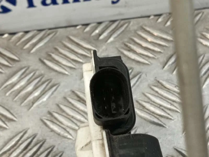 Cerradura Puerta Delantera Derecha para Seat Ibiza (6J5)